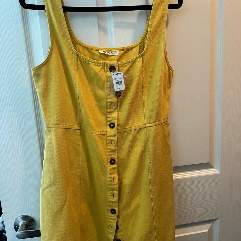 Brand new dress
